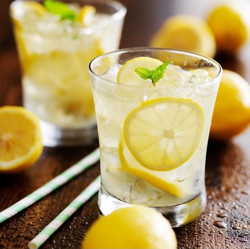 Spiked Lemonade Diet-Friendly Fruity Cocktails Perfect for Summer
