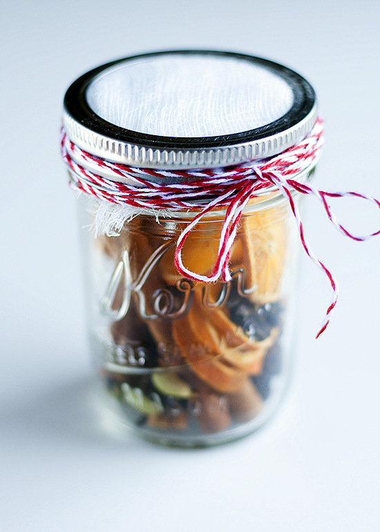 DIY Christmas Gift Jars