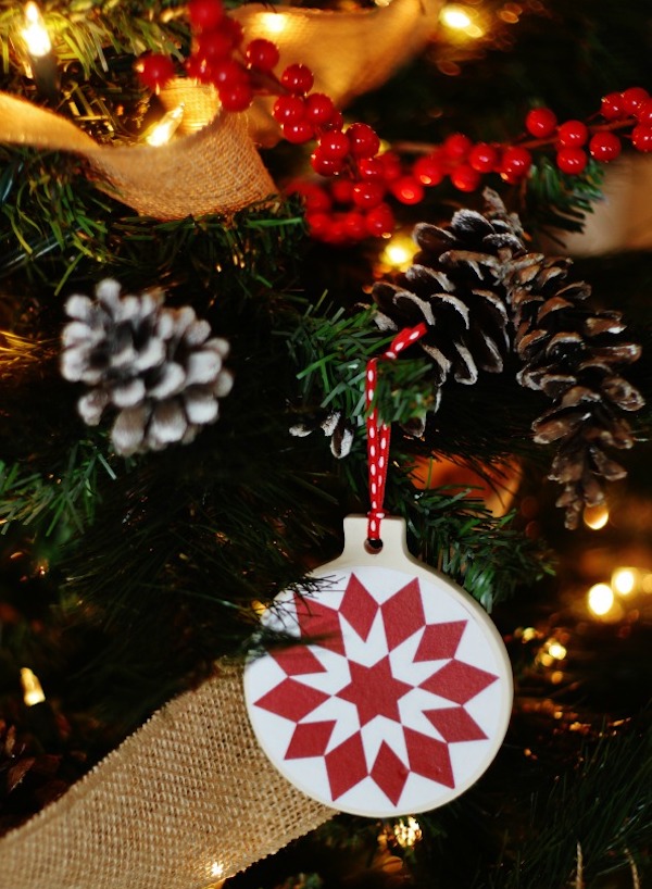 50 Best DIY Christmas Ornaments