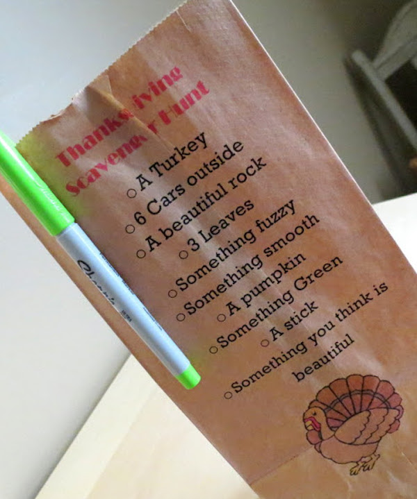 Free Printable Scavenger Hunt - 20 DIY Thanksgiving Games and Activities for a Full Day of Family Fun