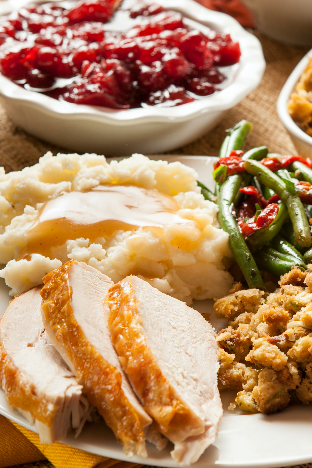 10 Free and Low Cost Thanksgiving Supplies You Need for a Seamless Turkey Day