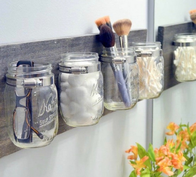 Bathroom Organizing Hacks