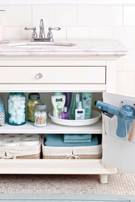 Bathroom Organization Hacks