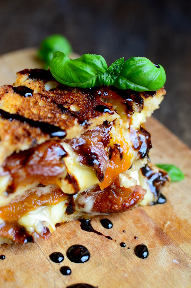 Best Unique + Delicious Grilled Cheese Sandwiches You Gotta Try