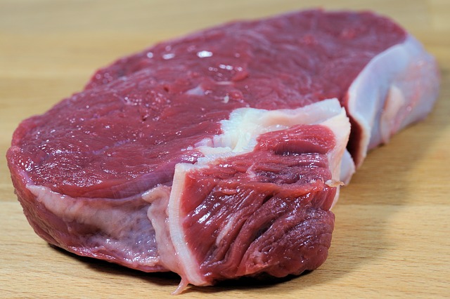 Defrost meat at the last minute. Genius Kitchen Hacks