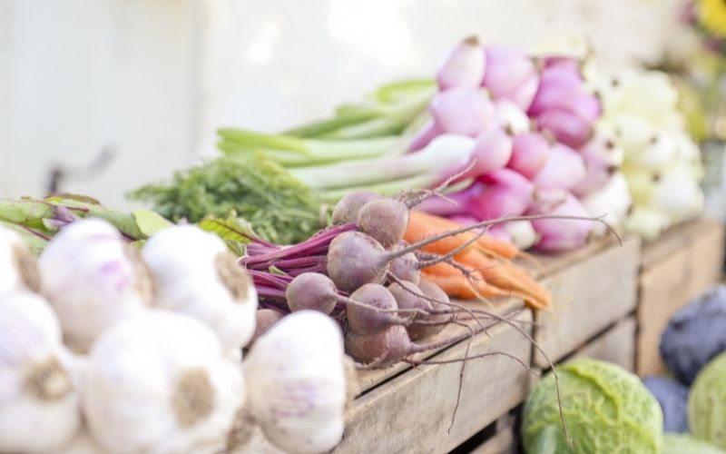 Buy from local farms: 30 Brilliant Ways to Eat Healthy on a Budget