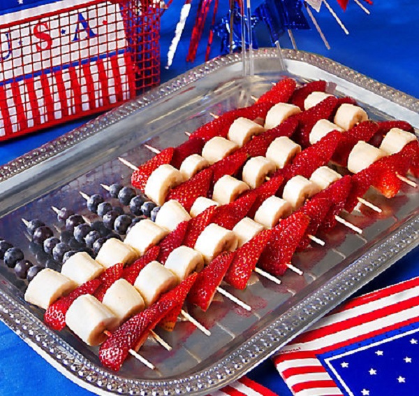 10 Healthy, Low-Calorie 4th of July Desserts