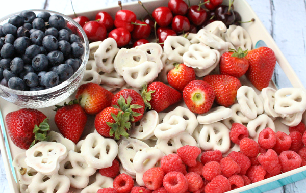 10 Healthy, Low-Calorie 4th of July Desserts