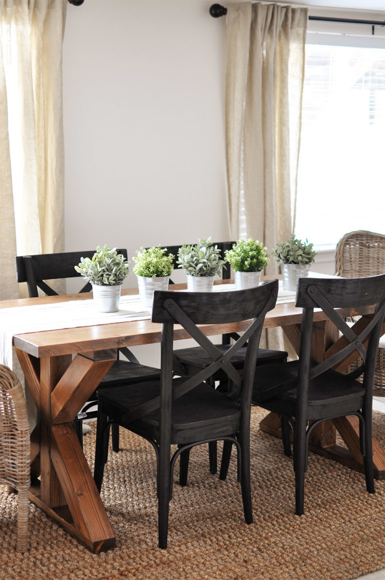 Farmhouse Decor Ideas You'll Want to Copy