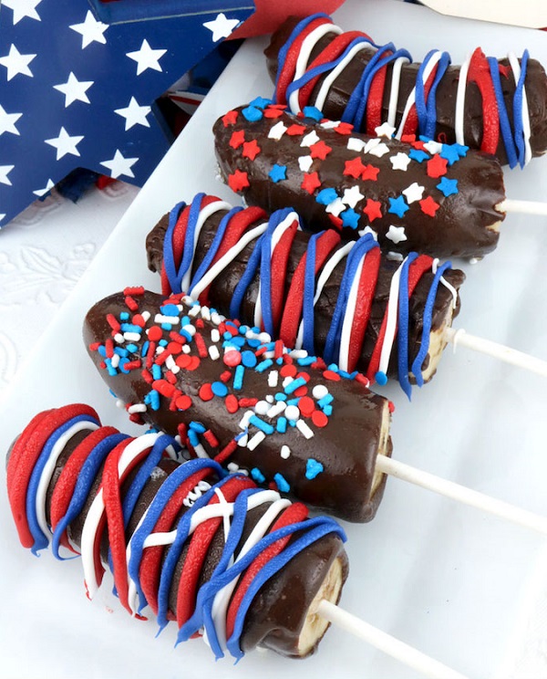 10 Healthy, Low-Calorie 4th of July Desserts