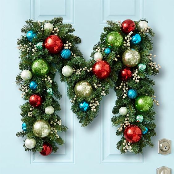 Gorgeous DIY Christmas Wreaths