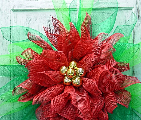16 Fun + Festive DIY Christmas Wreaths