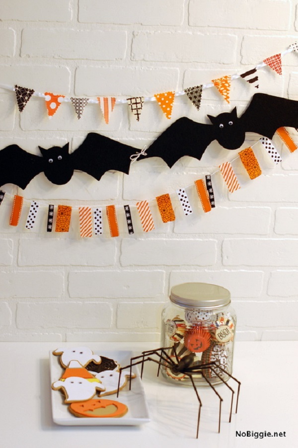 Halloween-garland-how-to - Sarah Blooms