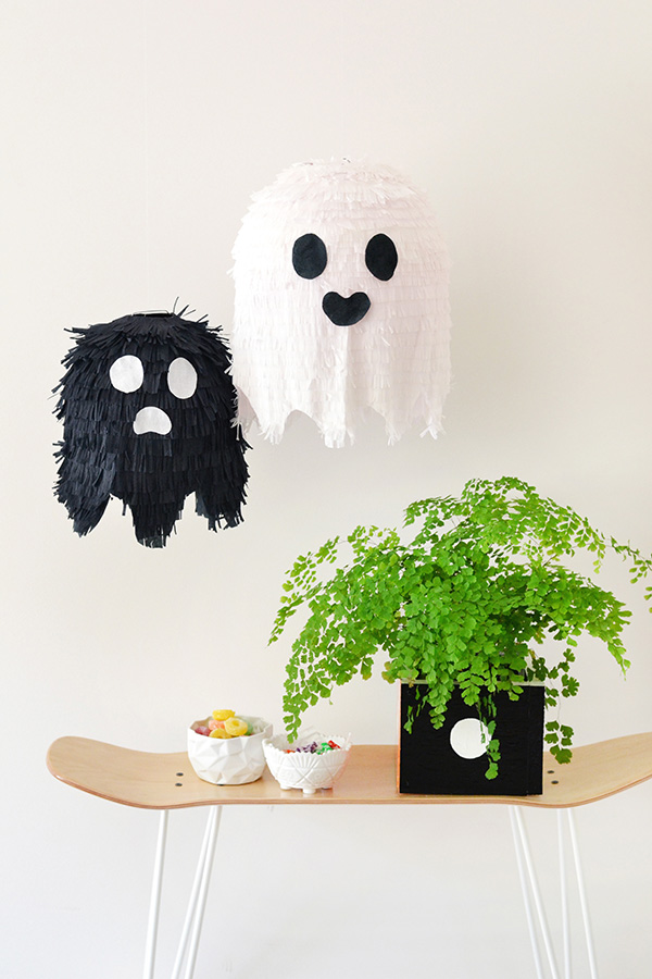 Cheap and Easy DIY Halloween Decorating Ideas