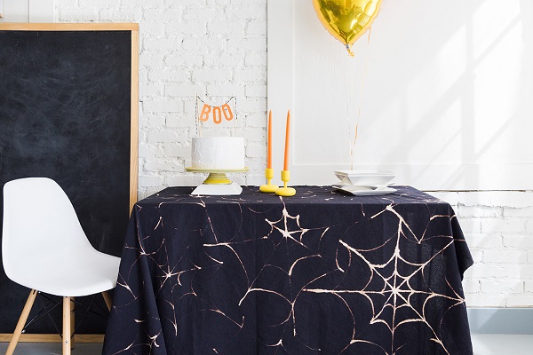14 Chic DIY Halloween Decor Ideas You'll Want to Copy