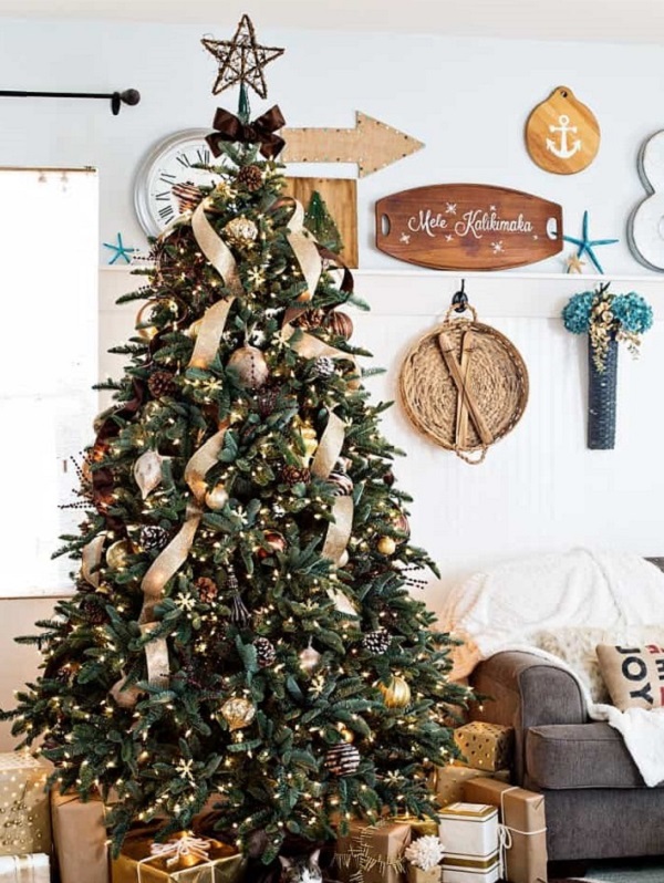 30 Best Rustic Christmas Tree Ideas