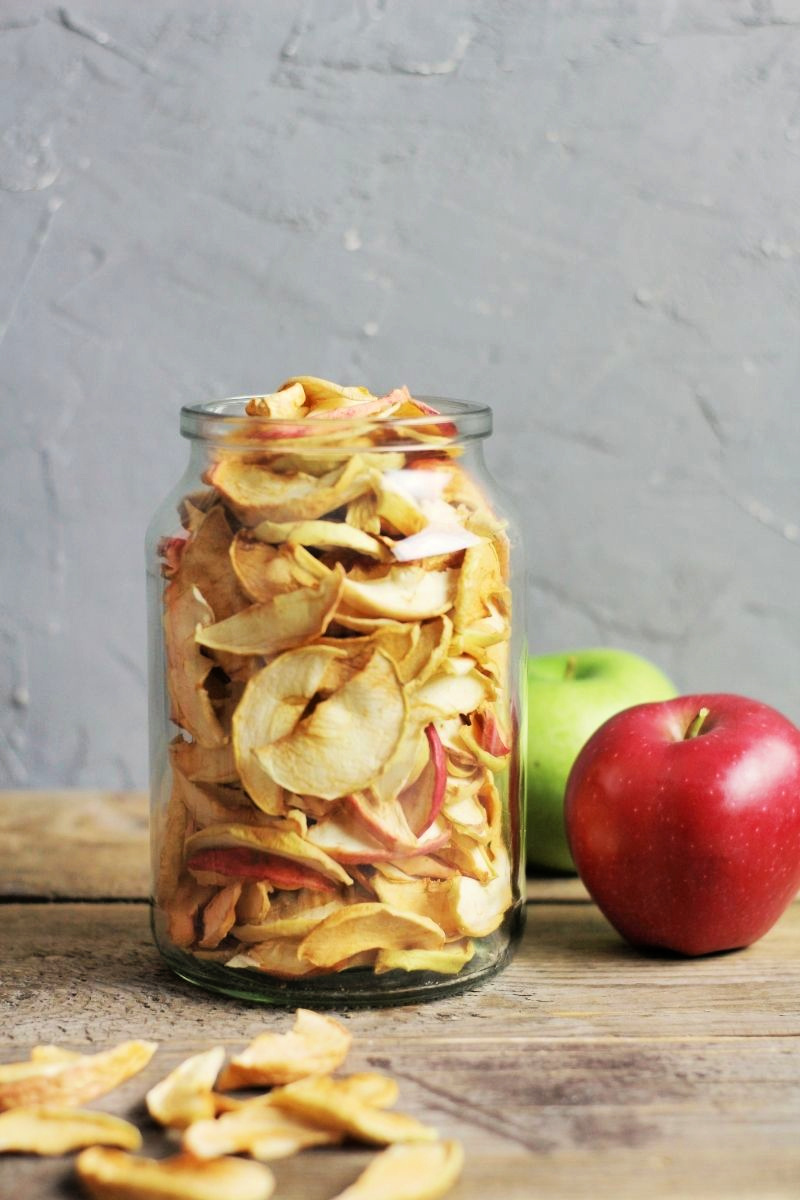 Best Ever Baked Apple Chips for Healthy Fall Snacking
