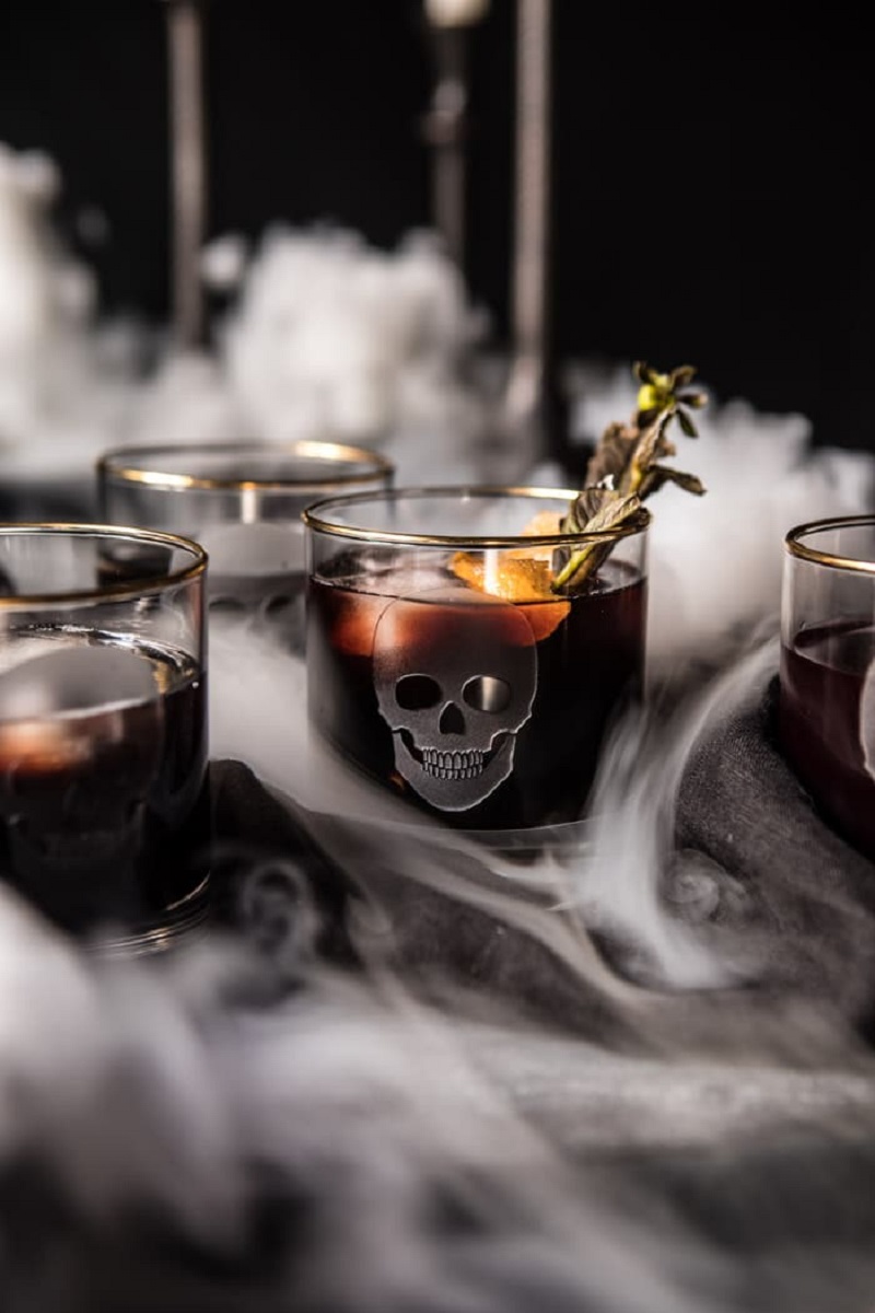 Death Eater Negroni Best Skinny Halloween Cocktails Under 200 Calories