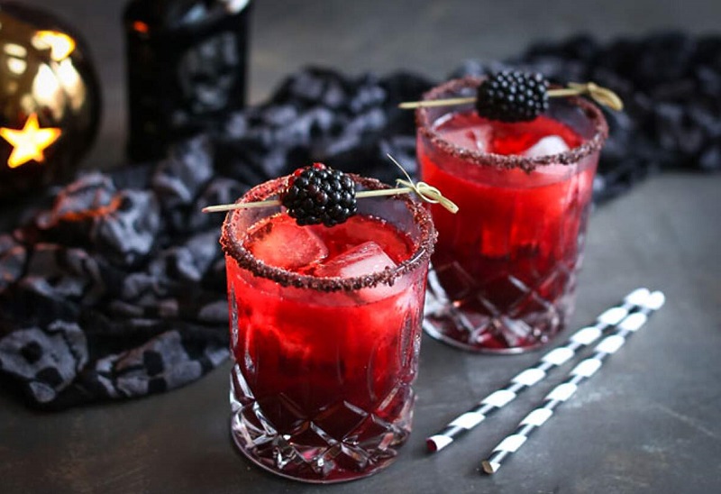Black Widow Cocktail Best Skinny Halloween Cocktails Under 200 Calories