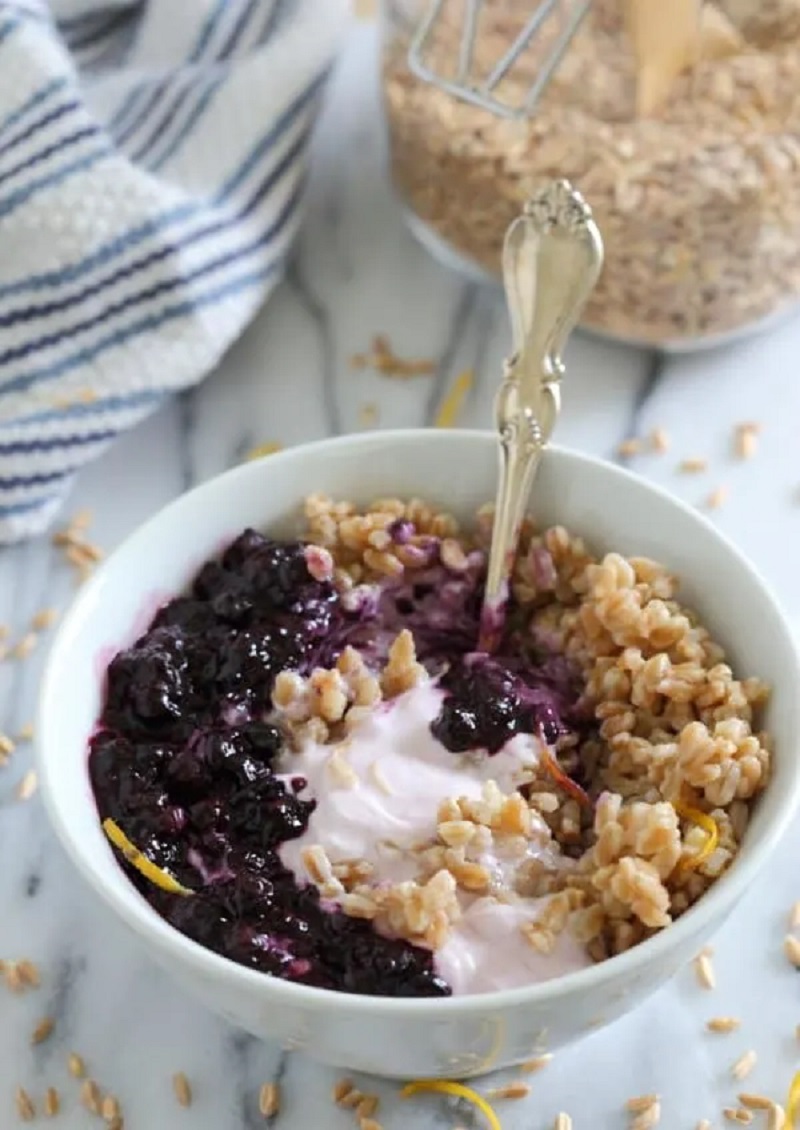 Blueberry Farro Yogurt Bowl Vegetarian Breakfast Bowls