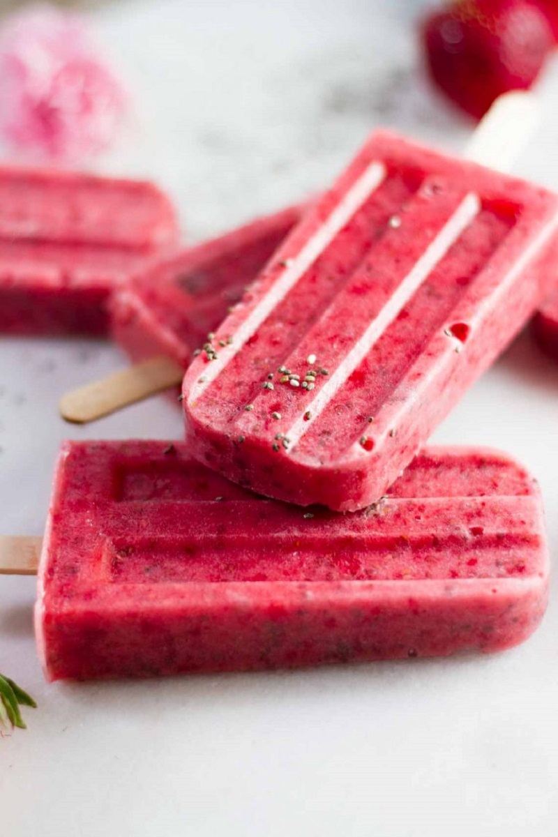 Vegan Chia Strawberry and Raspberry Mint Popsicles Best Fruity Vegan Summer Desserts