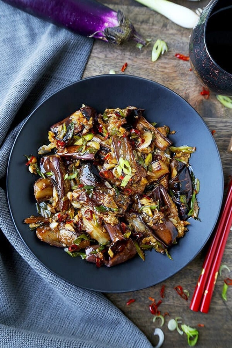 Chinese Eggplant with Garlic Sauce [gluten-free] Easy 15-Minute Vegan Recipes for When You Have No Time