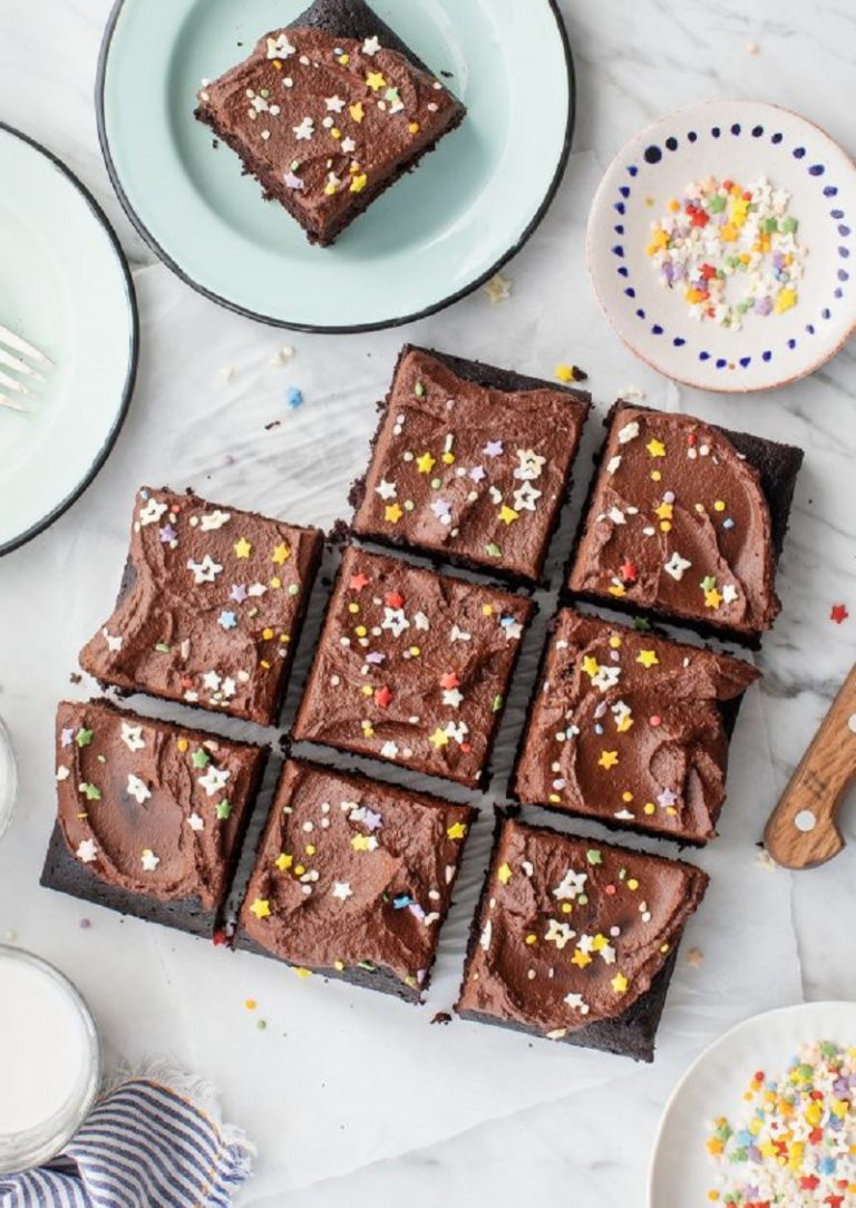 30 Crazy Good Vegan Chocolate Desserts Even Non-Vegans Love • Sarah Blooms