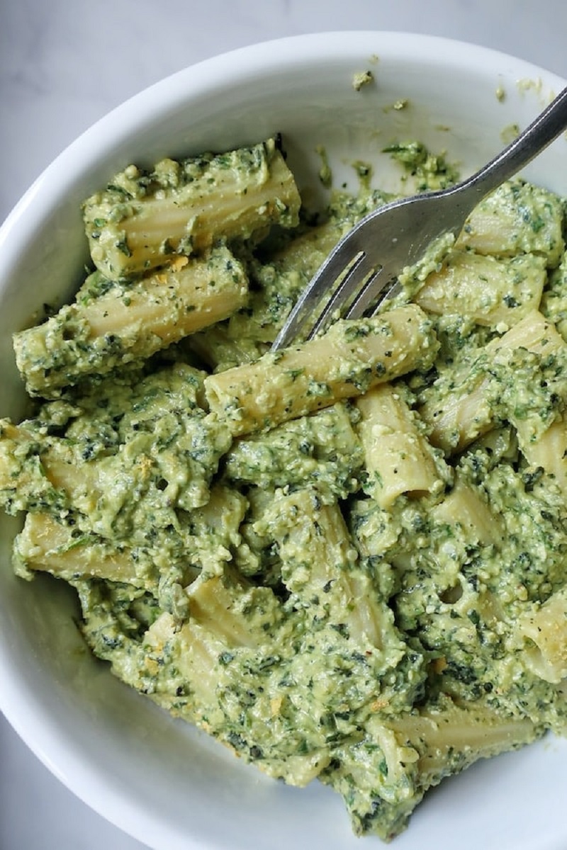 Easy Vegan Pesto Pasta Easy 15-Minute Vegan Recipes for When You Have No Time